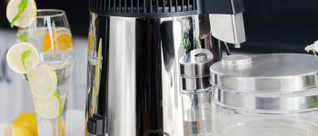 Испытание дистиллятора RAWMID Dream Classic DDC-01 - проверяем качество воды из Невы до и после дистилляции