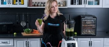 Профессиональный блендер RAWMID Dream Samurai BDS-04: Легенда здорового питания