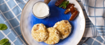 Безлактозные сырники с соусом пломбир